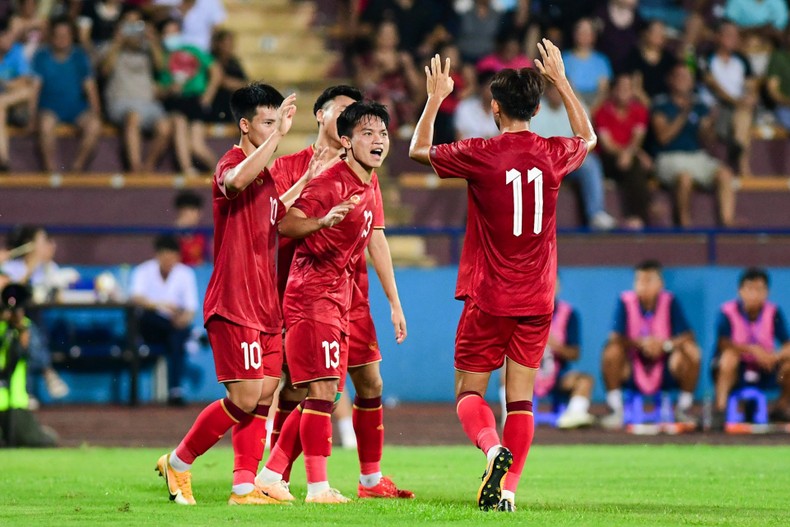 Vĩ Hào tỏa sáng, Việt Nam nắm chắc suất vào Vòng chung kết U23 châu Á