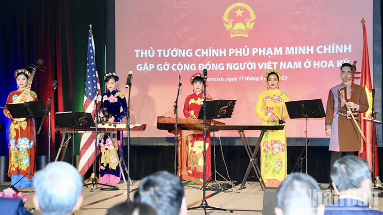 Thủ tướng Phạm Minh Chính gặp mặt bà con cộng đồng người Việt Nam tại Hoa Kỳ ảnh 3