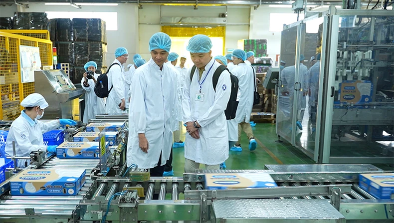Vinamilk hợp tác với 2 nhà phân phối sữa và nông sản lớn của Trung Quốc đưa sữa chua “made in Vietnam” đến thị trường tỷ dân ảnh 3