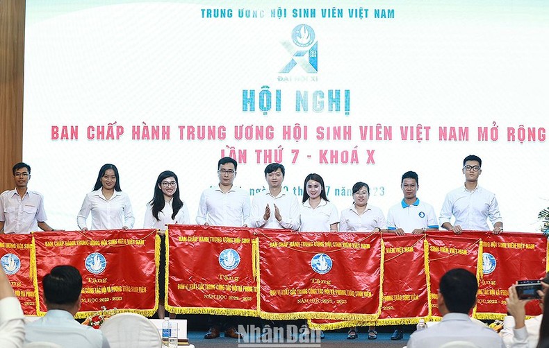 Hơn 232 nghìn lượt sinh viên tham gia tuyên truyền về biển, đảo và chủ quyền quốc gia ảnh 2