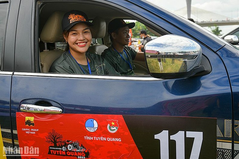 Gay cấn những màn trình diễn tại giải lái xe địa hình Tuyên Quang 2023 ảnh 4