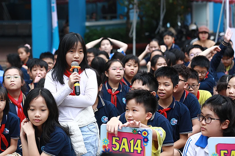 Nữ sinh tiểu học tổ chức sự kiện nâng cao kỹ năng ngăn ngừa quấy rối ảnh 1