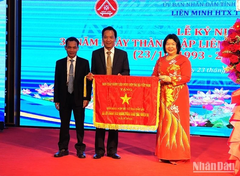 Liên minh Hợp tác xã tỉnh Đắk Lắk kỷ niệm 30 năm Ngày thành lập ảnh 2