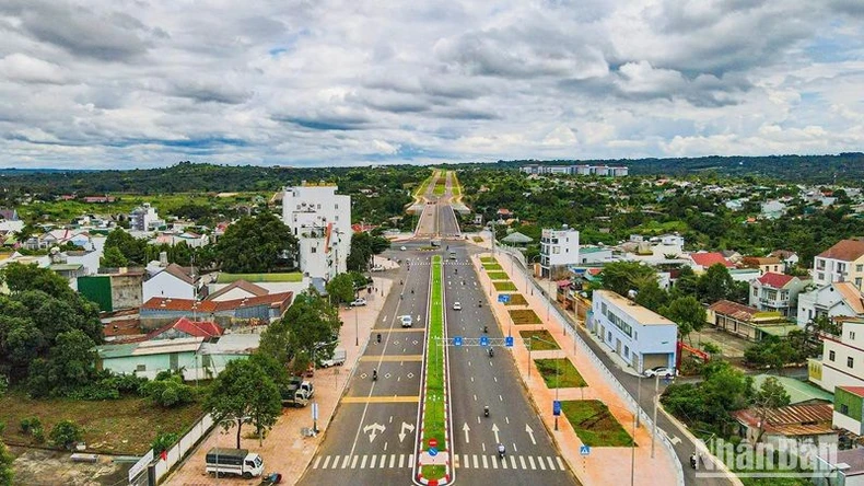 Đắk Lắk đưa vào sử dụng công trình đường giao thông Đông-Tây ảnh 3