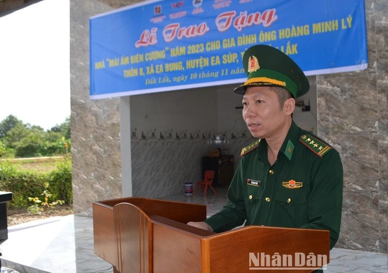 Trao tặng nhà “Mái ấm biên cương” cho hộ nghèo ở biên giới Đắk Lắk ảnh 1