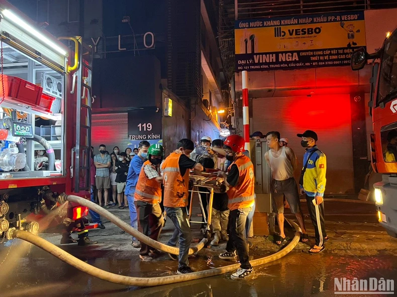 Sau vụ cháy ở phố Trung Kính: Đại biểu Quốc hội đề xuất cấm cho thuê trọ kết hợp kinh doanh ảnh 1