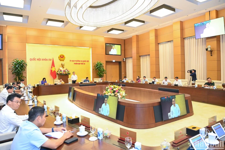 Khai mạc Phiên họp thứ 34 của Ủy ban Thường vụ Quốc hội- Ảnh 3.