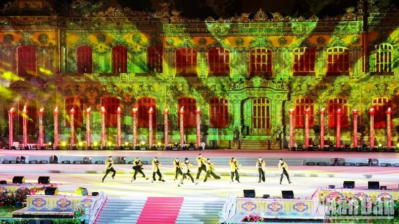 Bế mạc Tuần lễ Festival nghệ thuật Quốc tế Huế 2024 ảnh 10