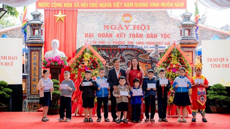 Đồng chí Nguyễn Xuân Thắng: Ngày hội Đại đoàn kết toàn dân tộc đã trở thành nét đẹp văn hóa ảnh 16