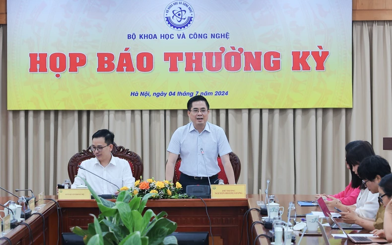 Tập trung hoàn thiện văn bản pháp luật về khoa học và công nghệ ảnh 1