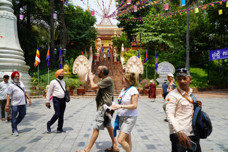 Campuchia vui đón Tết cổ truyền Chol Chnam Thmey ảnh 12