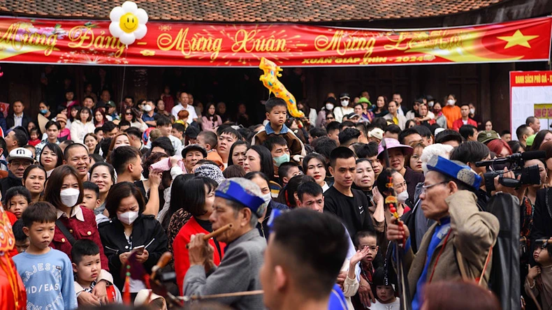 Bắc Ninh sôi nổi Lễ hội rước pháo Đồng Kỵ ảnh 3