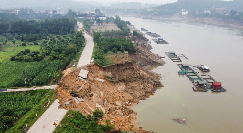 Đoan Hùng tan hoang sau bão ảnh 3