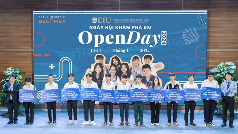 Gần 6.000 học sinh tham gia Ngày hội khám phá - EIU Open Day 2024 ảnh 2