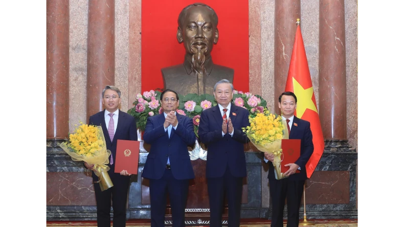 Tổng Bí thư, Chủ tịch nước Tô Lâm trao quyết định bổ nhiệm Phó Thủ tướng và Bộ trưởng ảnh 2