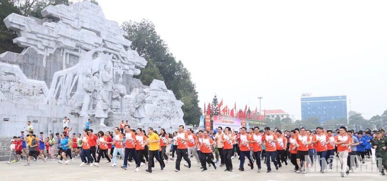 Phát động Ngày chạy Olympic và Giải Việt dã Tiền Phong năm 2024 ảnh 1