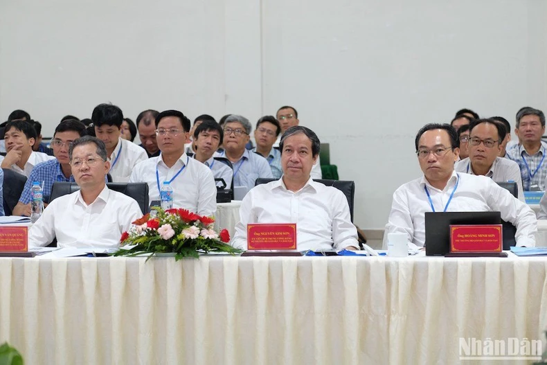 Hình thành liên minh đại học đào tạo nguồn nhân lực ngành công nghệ chip bán dẫn ảnh 1