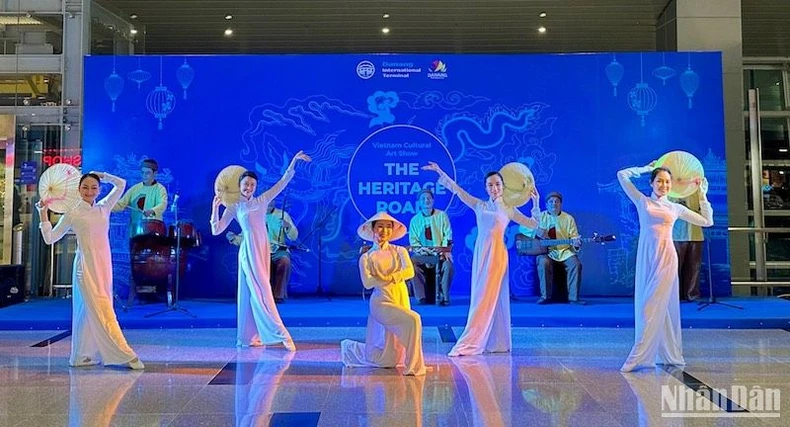 Nhà ga hàng không đầu tiên của Việt Nam đạt chuẩn 5 sao ảnh 3
