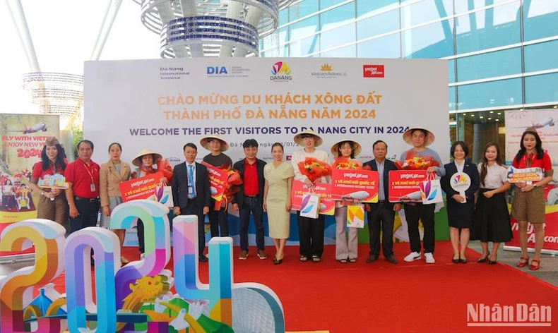 Nhà ga hàng không đầu tiên của Việt Nam đạt chuẩn 5 sao ảnh 2