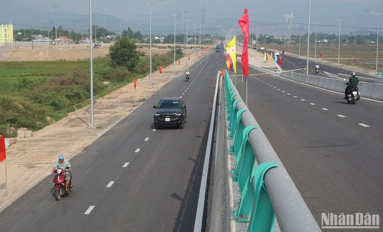 Đà Nẵng: Thông xe kỹ thuật tuyến đường vành đai 1.500 tỷ đồng ảnh 2