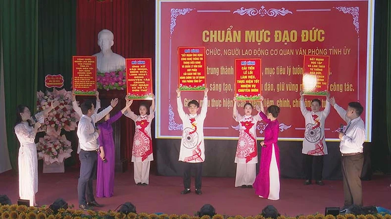 Hội thi “Dân vận khéo” và tuyên truyền cải cách hành chính trong Đảng ủy Khối các cơ quan tỉnh Hà Nam ảnh 2