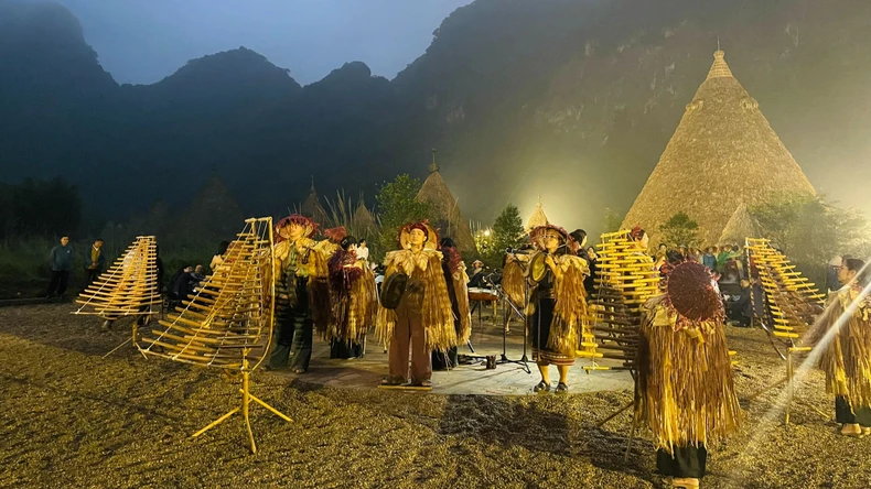 Đảo Khê Cốc - nơi tái hiện sinh hoạt cộng đồng của cư dân cổ Tràng An ảnh 4