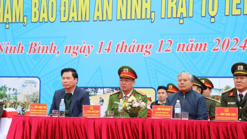 Ninh Bình ra quân tấn công, trấn áp tội phạm dịp Tết với mục tiêu “5 không, 3 giảm” ảnh 2