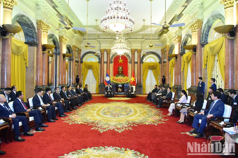[Ảnh] Chủ tịch nước Võ Văn Thưởng tiếp Thủ tướng nước Cộng hòa Dân chủ Nhân dân Lào Sonexay Siphandone ảnh 7