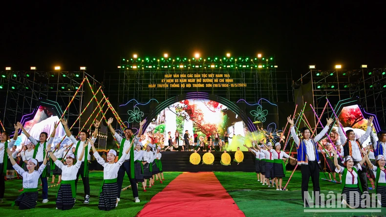 Bế mạc chuỗi hoạt động ngày văn hóa các dân tộc Việt Nam tại Nghệ An ảnh 3