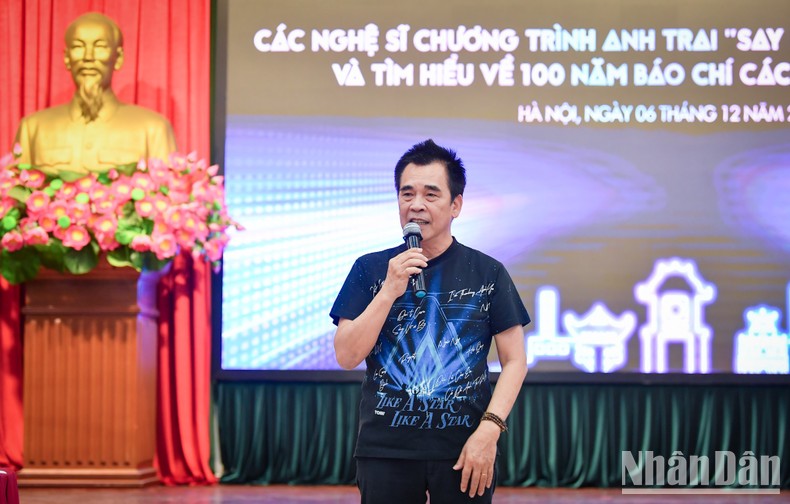 Dàn nghệ sĩ "Anh trai say hi" thăm Báo Nhân Dân và tìm hiểu kỷ niệm 100 năm Ngày Báo chí cách mạng Việt Nam ảnh 2