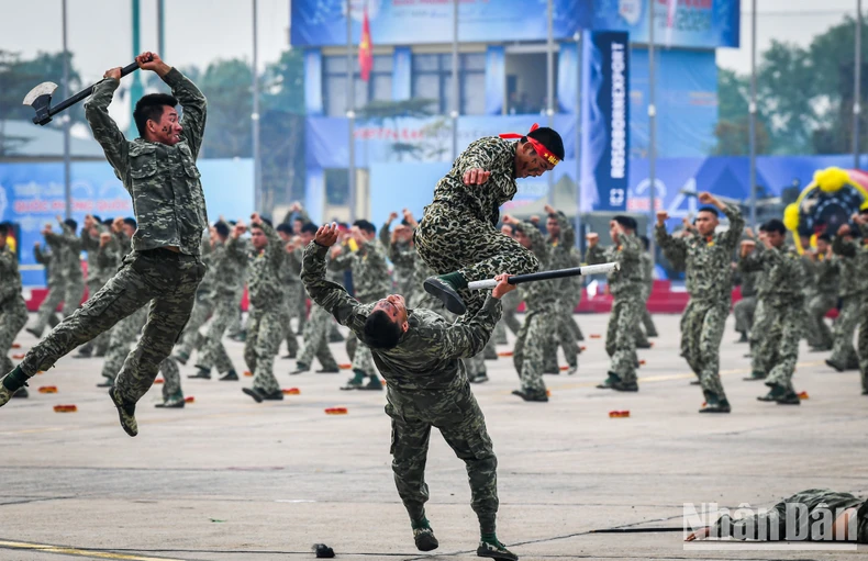 Tổng duyệt Triển lãm Quốc phòng quốc tế Việt Nam 2024 ảnh 2