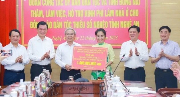 Hơn 135 tỷ đồng ủng hộ "Tết vì người nghèo - Xuân Giáp Thìn 2024" tại Nghệ An ảnh 2