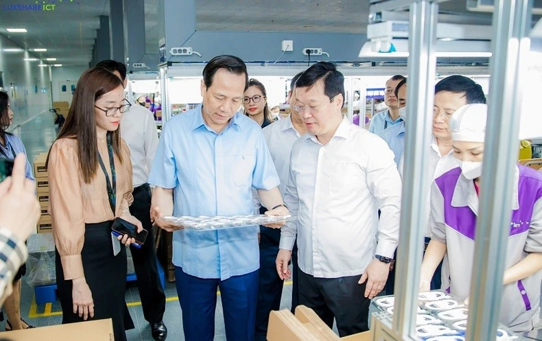 Tốc độ tăng trưởng GRDP 9 tháng năm 2024 của Nghệ An dự kiến đạt 7,5-8%, cao hơn cùng kỳ năm 2023 ảnh 1