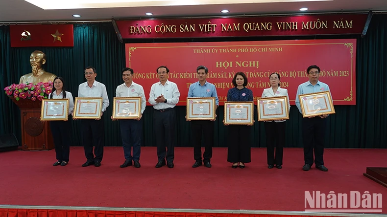 10 sự kiện, hoạt động nổi bật trong công tác xây dựng Đảng năm 2023 của Đảng bộ Thành phố Hồ Chí Minh ảnh 5