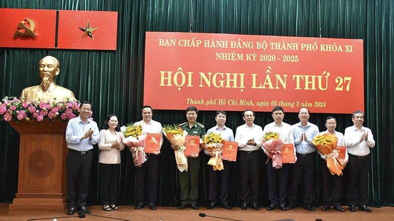 Bổ sung 5 nhân sự tham gia Ban Chấp hành Đảng bộ Thành phố Hồ Chí Minh, nhiệm kỳ 2020-2025 ảnh 1