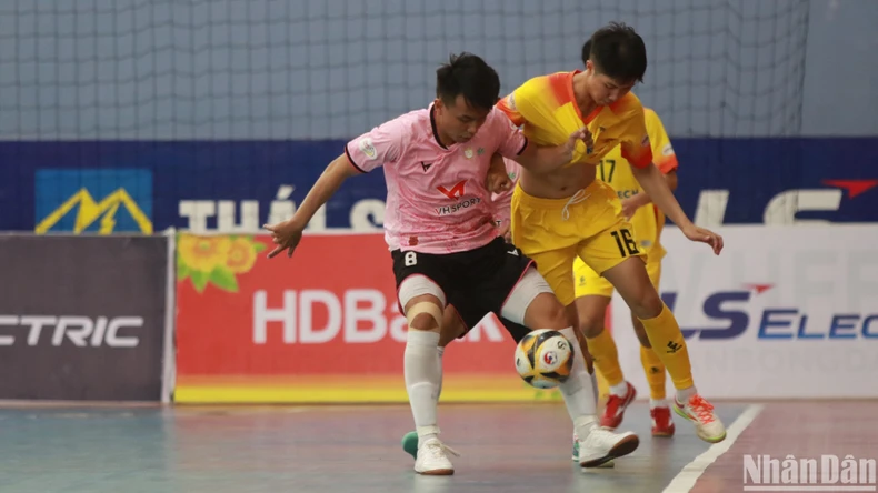 Vòng 9 giải futsal HDBank vô địch quốc gia 2024: Tân binh Luxury Hạ Long có điểm số đầu tiên ảnh 1
