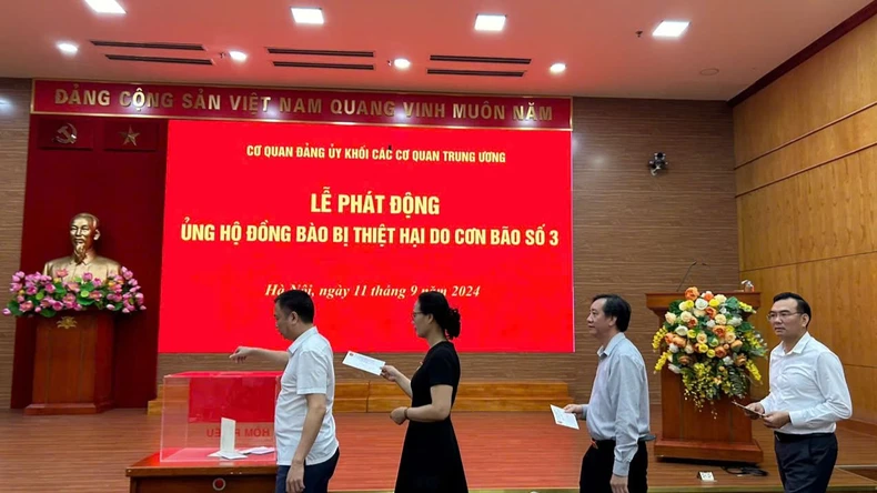 Đảng ủy Khối các cơ quan Trung ương phát động ủng hộ đồng bào khắc phục hậu quả thiên tai ảnh 3