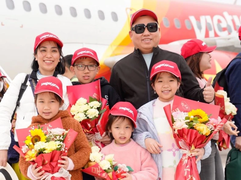 Vietjet khai trương đường bay thứ hai đến Điện Biên ảnh 1