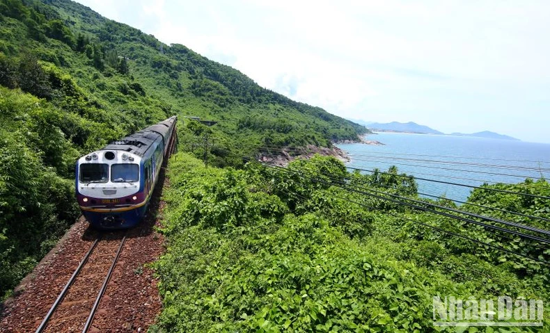 Đường sắt chính thức mở bán vé tàu chặng Huế-Đà Nẵng ảnh 3