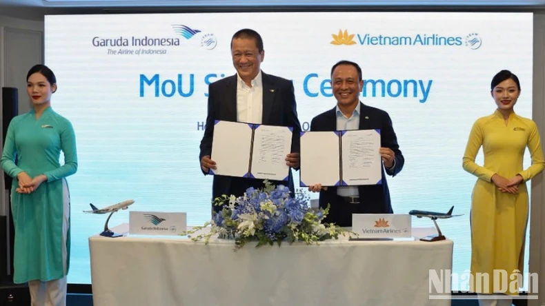 Vietnam Airlines và Garuda Indonesia ký hợp tác chiến lược ảnh 2