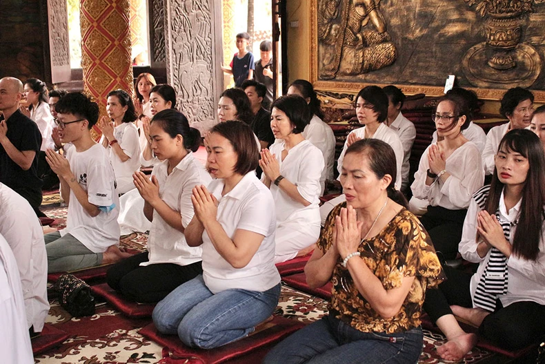 Tái hiện Tết Chôl Chnam Thmay 2024 tại Làng Văn hóa - Du lịch các dân tộc Việt Nam ảnh 5