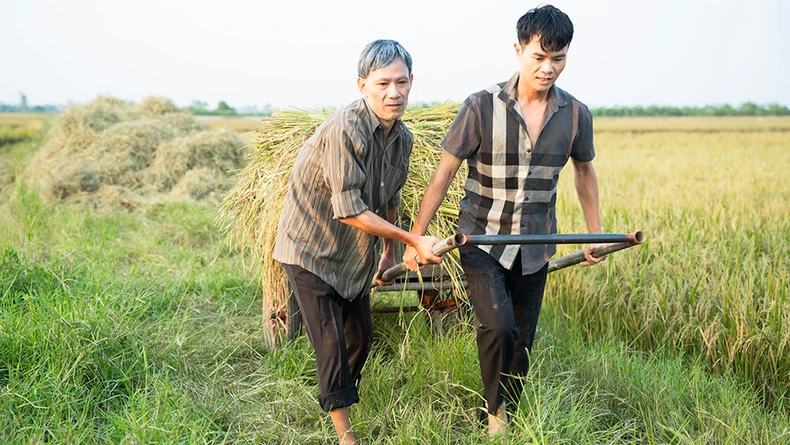 Ca sĩ trẻ Lê Vĩnh Toàn kể hành trình đến với âm nhạc qua phim “Miền nhớ” ảnh 1