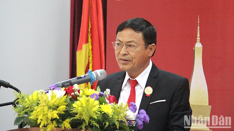 Tổng hội người Việt Nam tại Lào kỷ niệm 15 năm thành lập ảnh 1