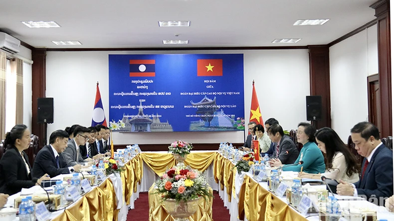 Việt Nam và Lào tăng cường hợp tác trong lĩnh vực nội vụ ảnh 2