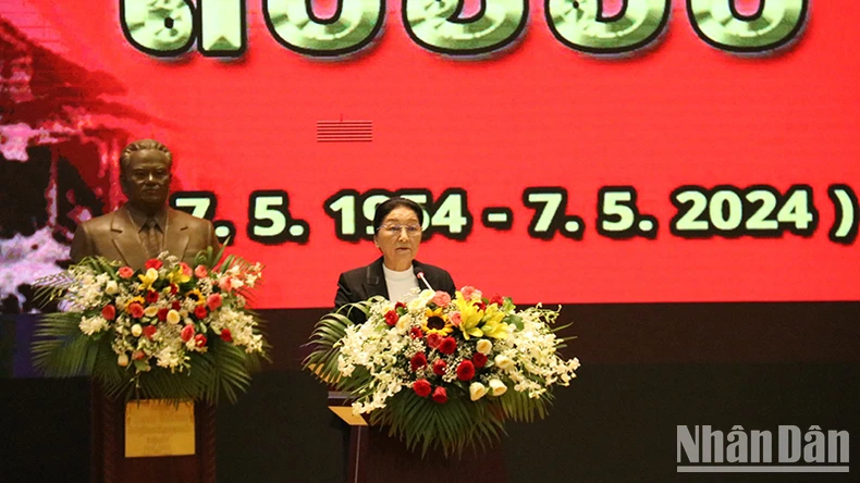 Lào tổ chức mít-tinh trọng thể kỷ niệm 70 năm Chiến thắng Điện Biên Phủ ảnh 1