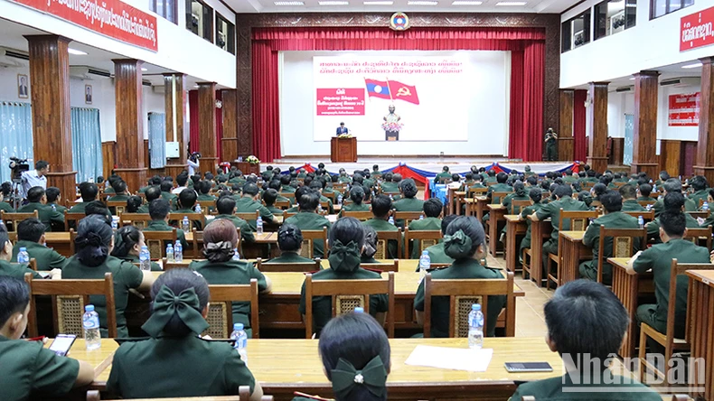 Bộ Quốc phòng Lào tổ chức buổi nói chuyện chuyên đề về Chiến thắng Điện Biên Phủ ảnh 3