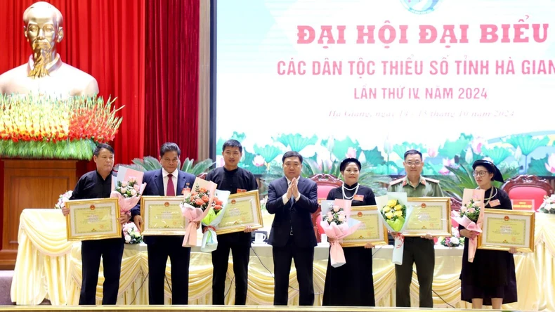 250 đại biểu tham dự Đại hội đại biểu các dân tộc thiểu số tỉnh Hà Giang ảnh 4