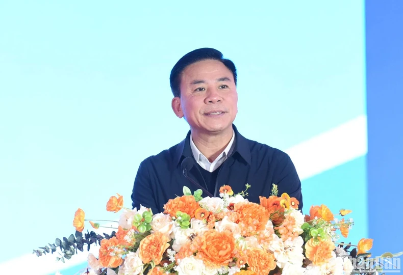 View - [Ảnh] Thủ tướng Phạm Minh Chính dự “Ngày hội công nhân-Đón chào Xuân mới” tại Thanh Hóa