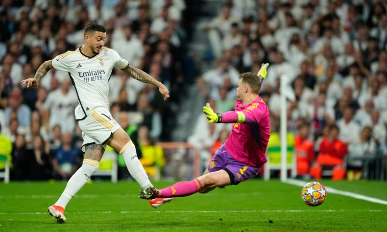 Real Madrid vào chung kết Champions League sau màn ngược dòng điên rồ ảnh 3