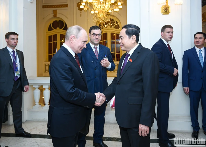 Chủ tịch Quốc hội Trần Thanh Mẫn hội kiến Tổng thống Liên bang Nga Vladimir Putin ảnh 1